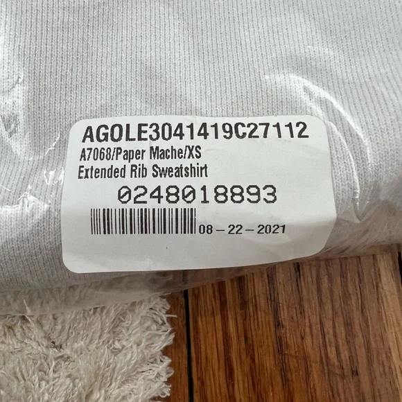 ⭐️ NWT Agolde Extended Rib Turtleneck Sweatshirt, 100% Cotton Balloon Sleeve Top - Picture 6 of 6